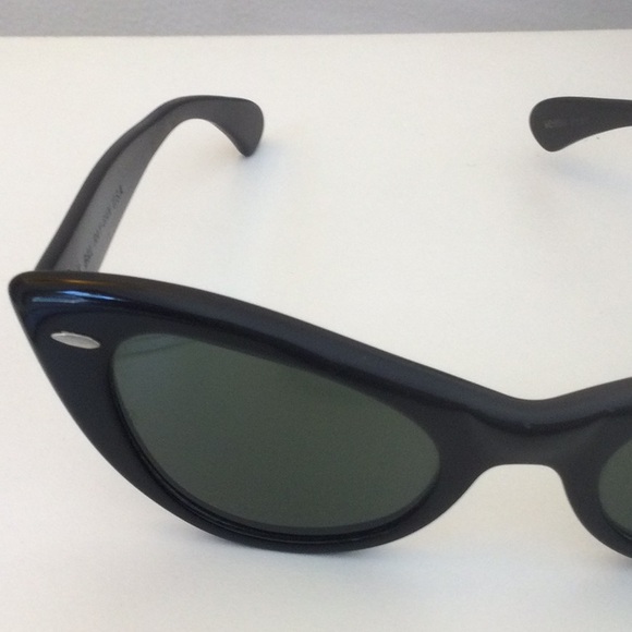 Stylish Black Cat-Eye Sunglasses - Picture 7 of 8